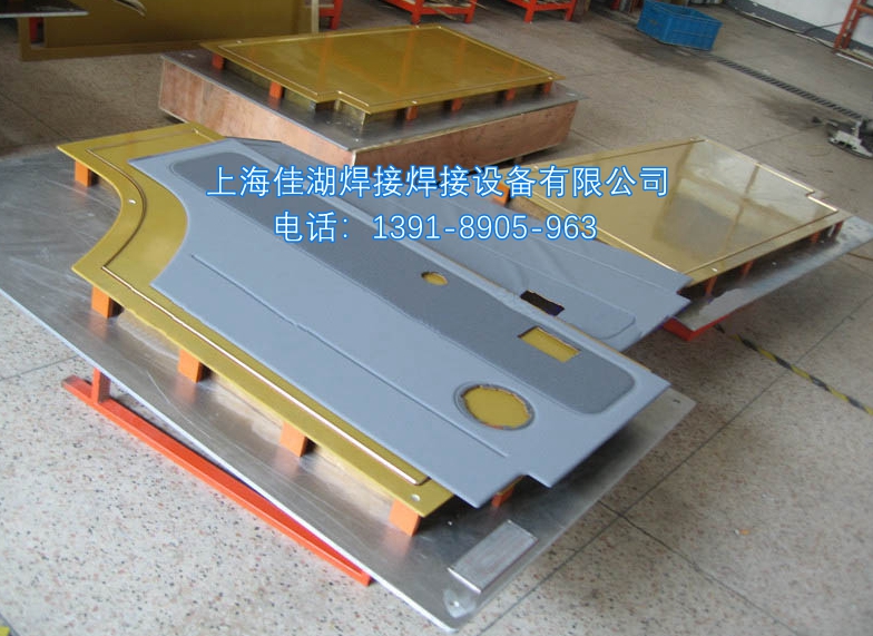 汽車(chē)遮物簾高頻模具