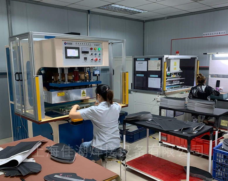 皮革壓花機(jī) 高周波自動壓花機(jī)